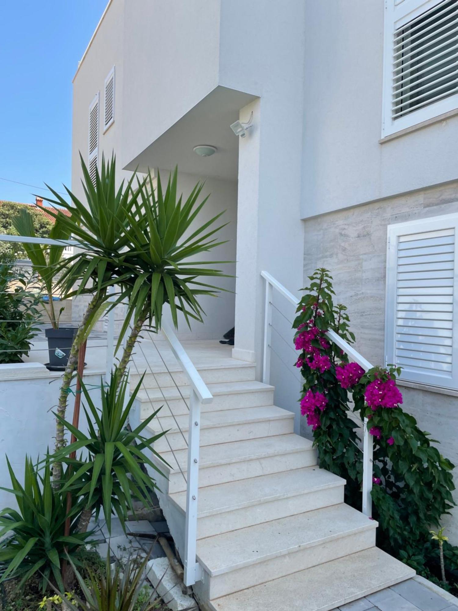Vila Regina Apartment Rex With Swimming Pool Jezera Esterno foto