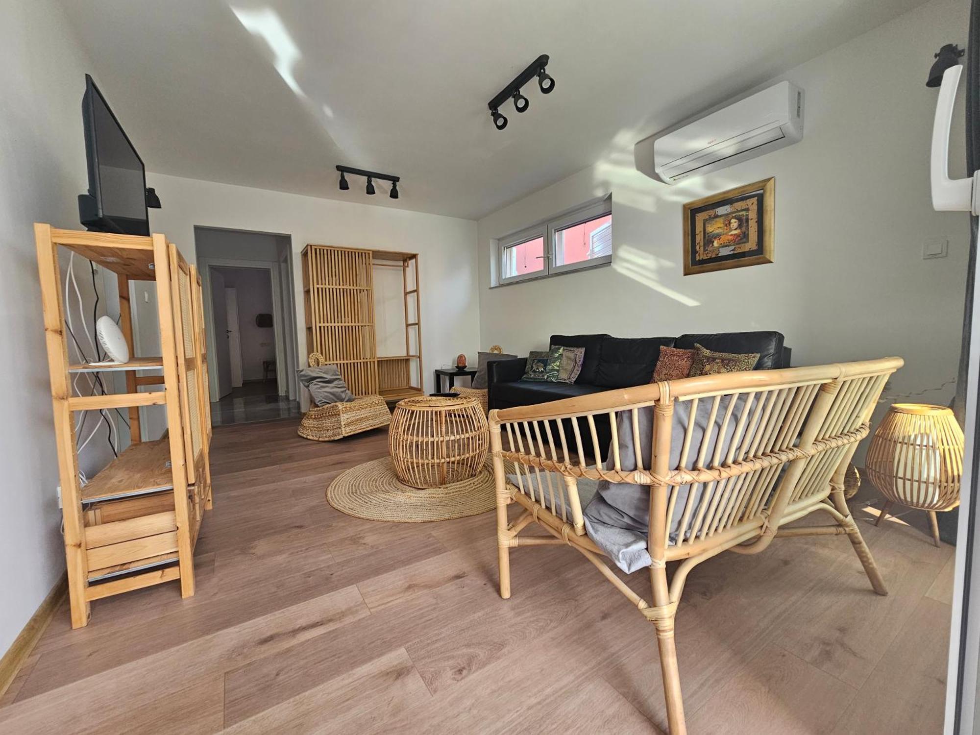 Vila Regina Apartment Rex With Swimming Pool Jezera Esterno foto