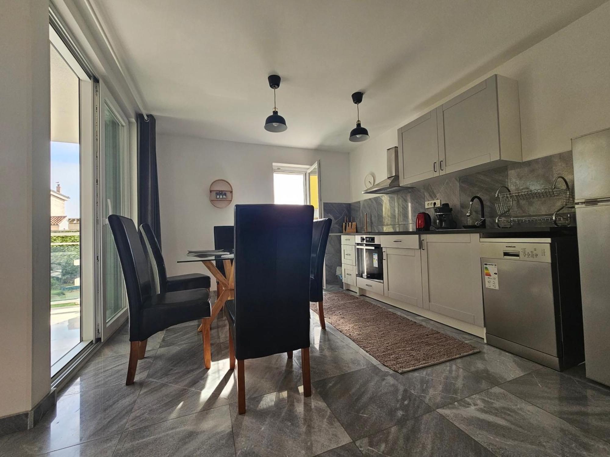 Vila Regina Apartment Rex With Swimming Pool Jezera Esterno foto