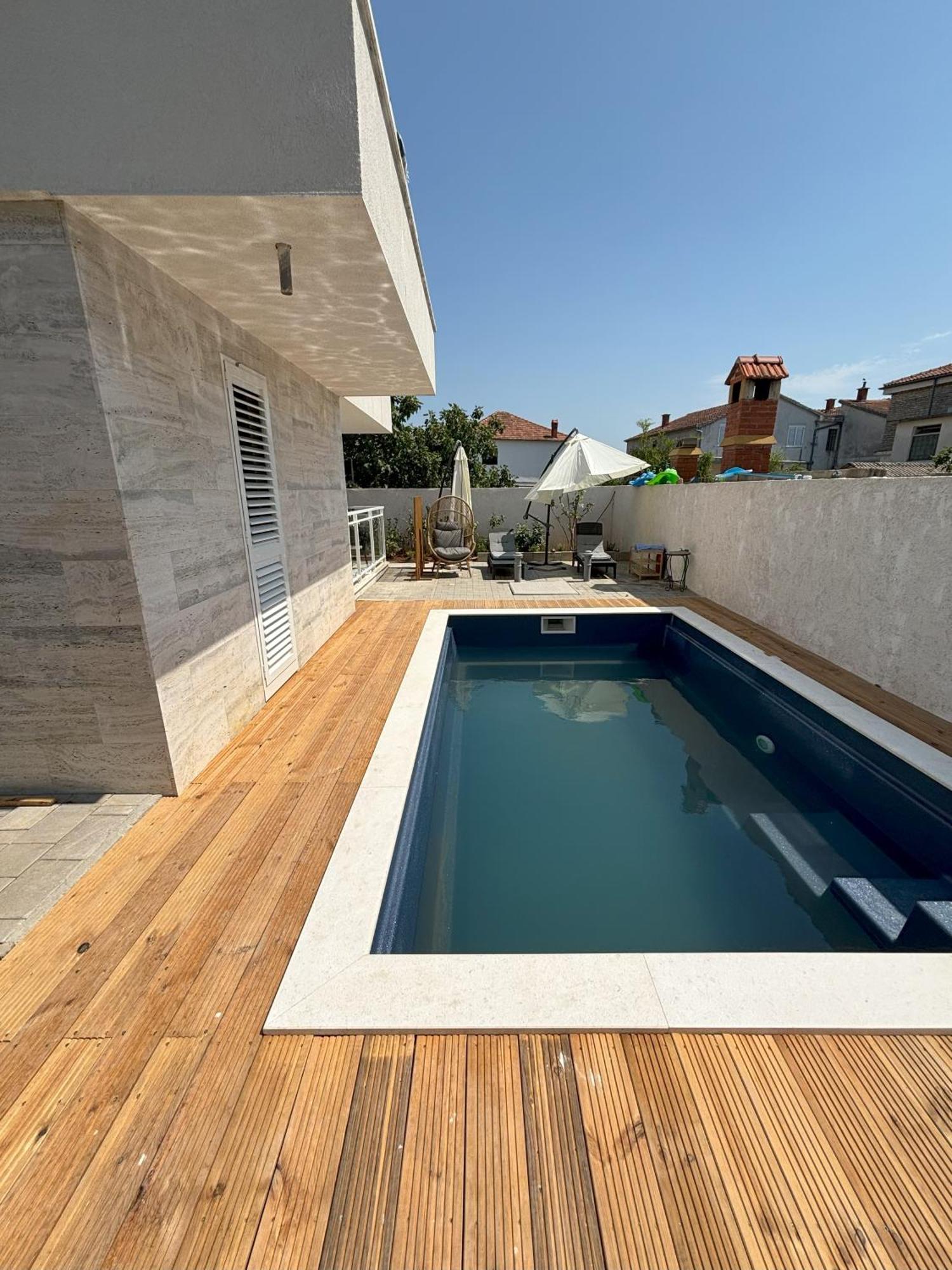 Vila Regina Apartment Rex With Swimming Pool Jezera Esterno foto