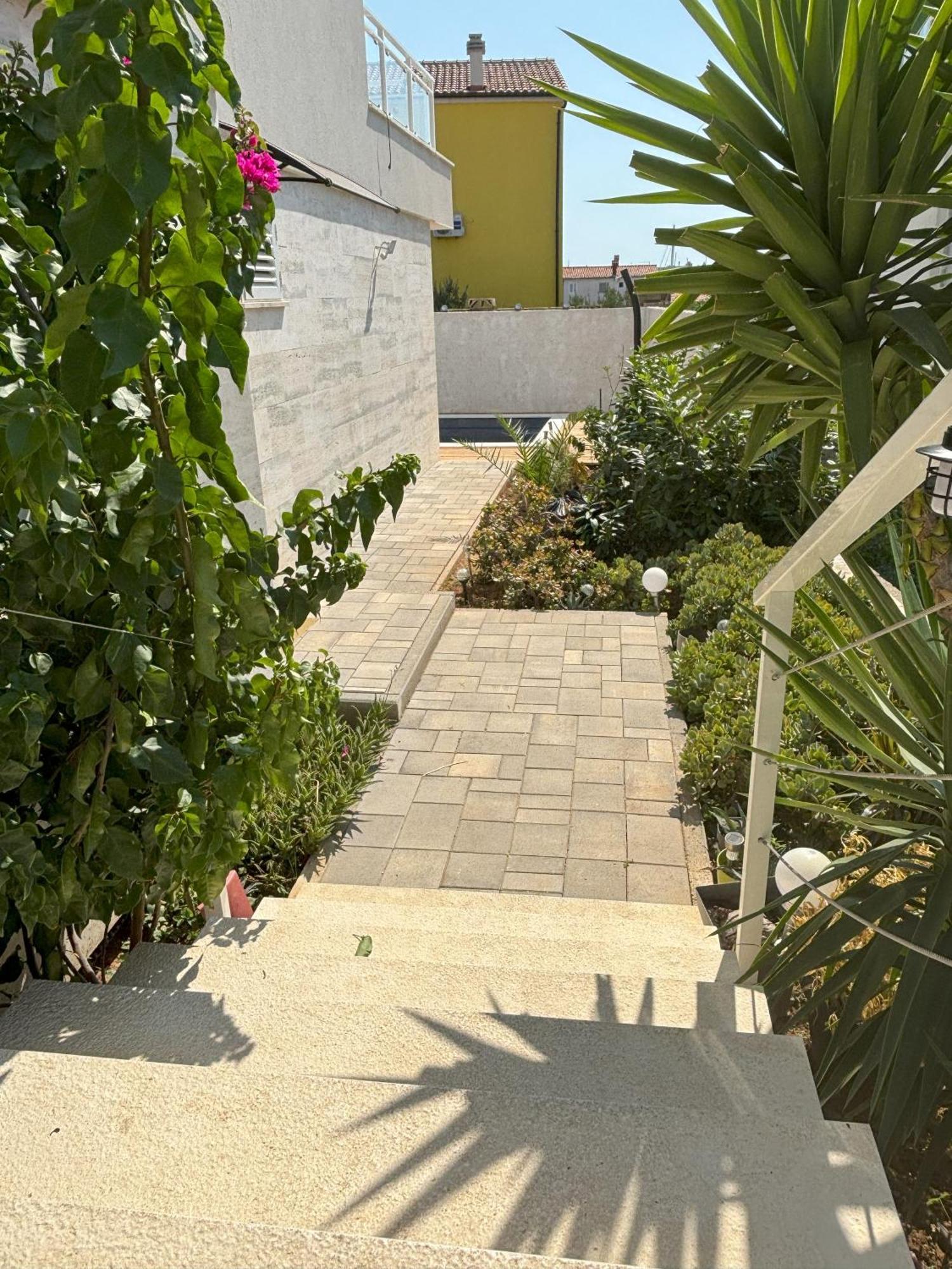 Vila Regina Apartment Rex With Swimming Pool Jezera Esterno foto