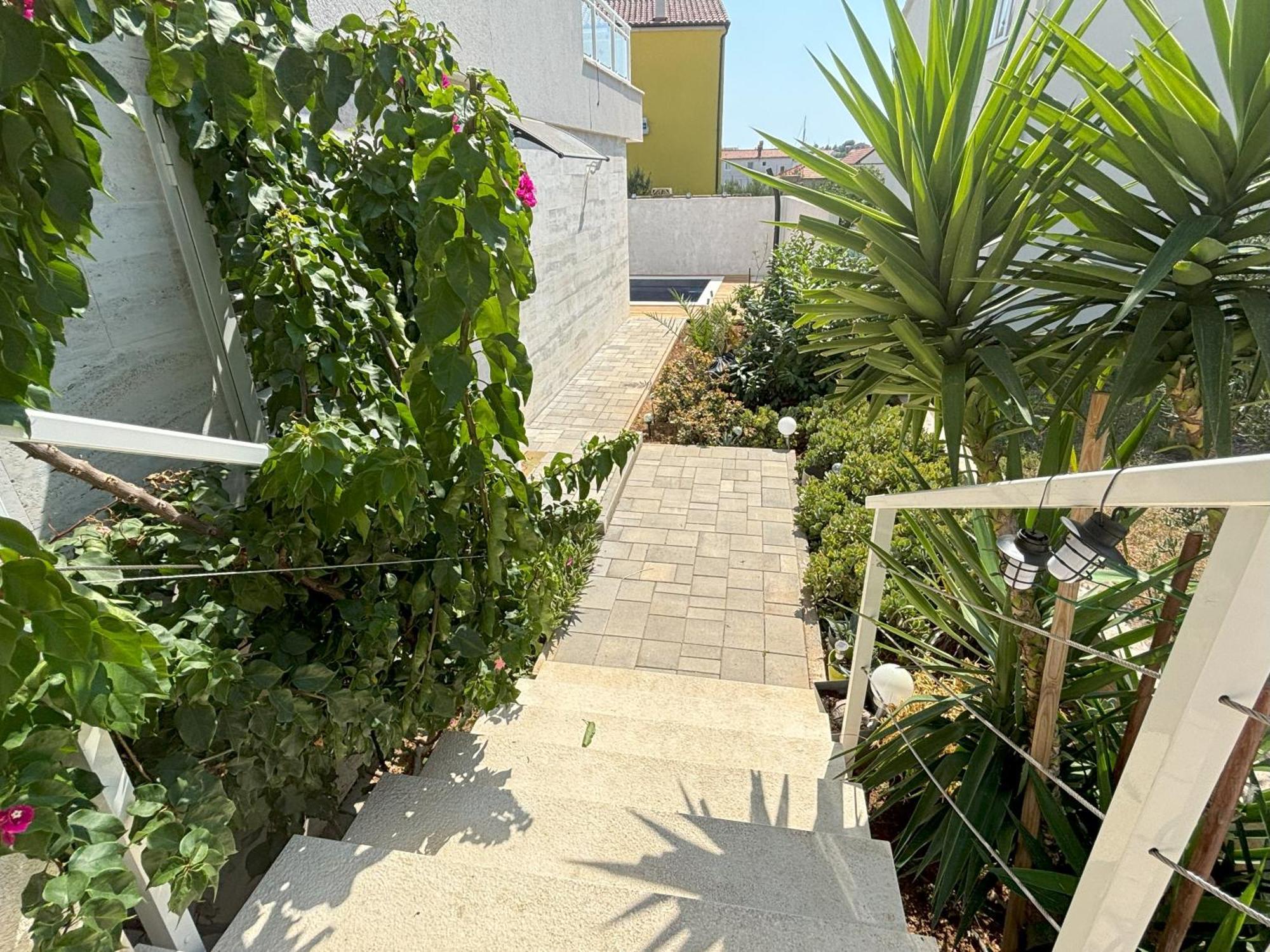Vila Regina Apartment Rex With Swimming Pool Jezera Esterno foto